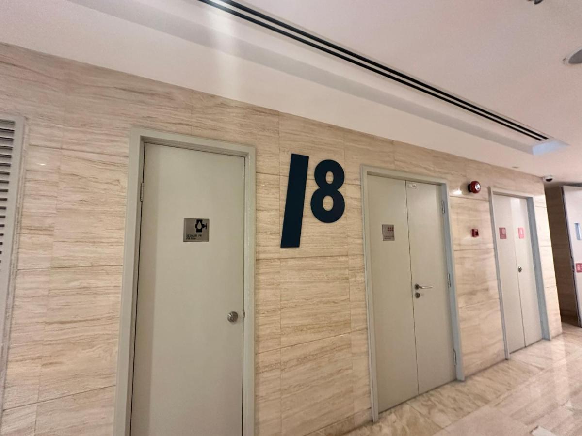 Klcc Suites By Nhb Kuala Lumpur Exterior foto