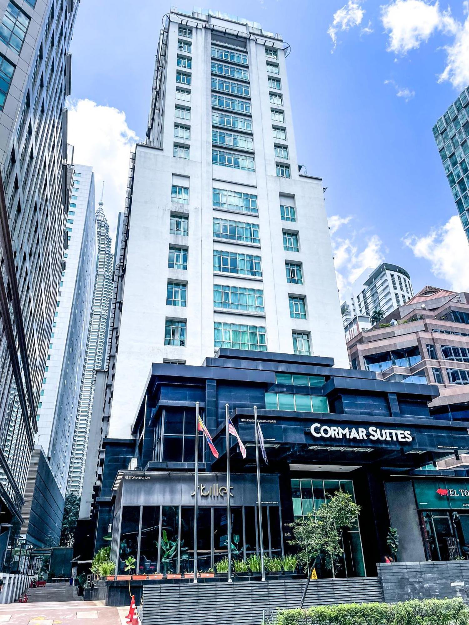 Klcc Suites By Nhb Kuala Lumpur Exterior foto